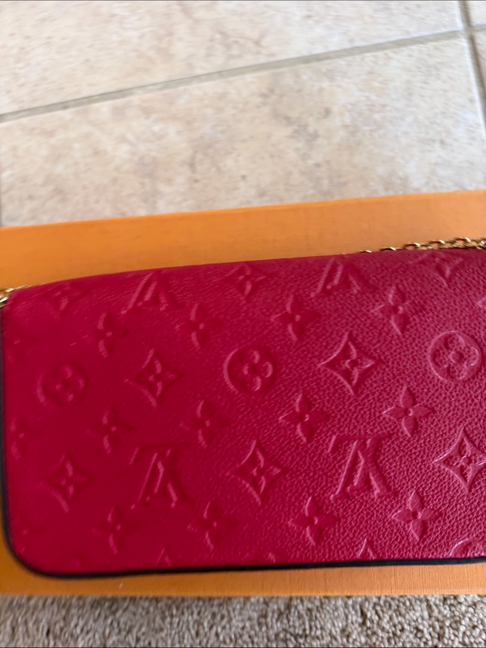 Louis Vuitton Felicie Pochette Red Monogram Empreinte - Picture 2 of 10